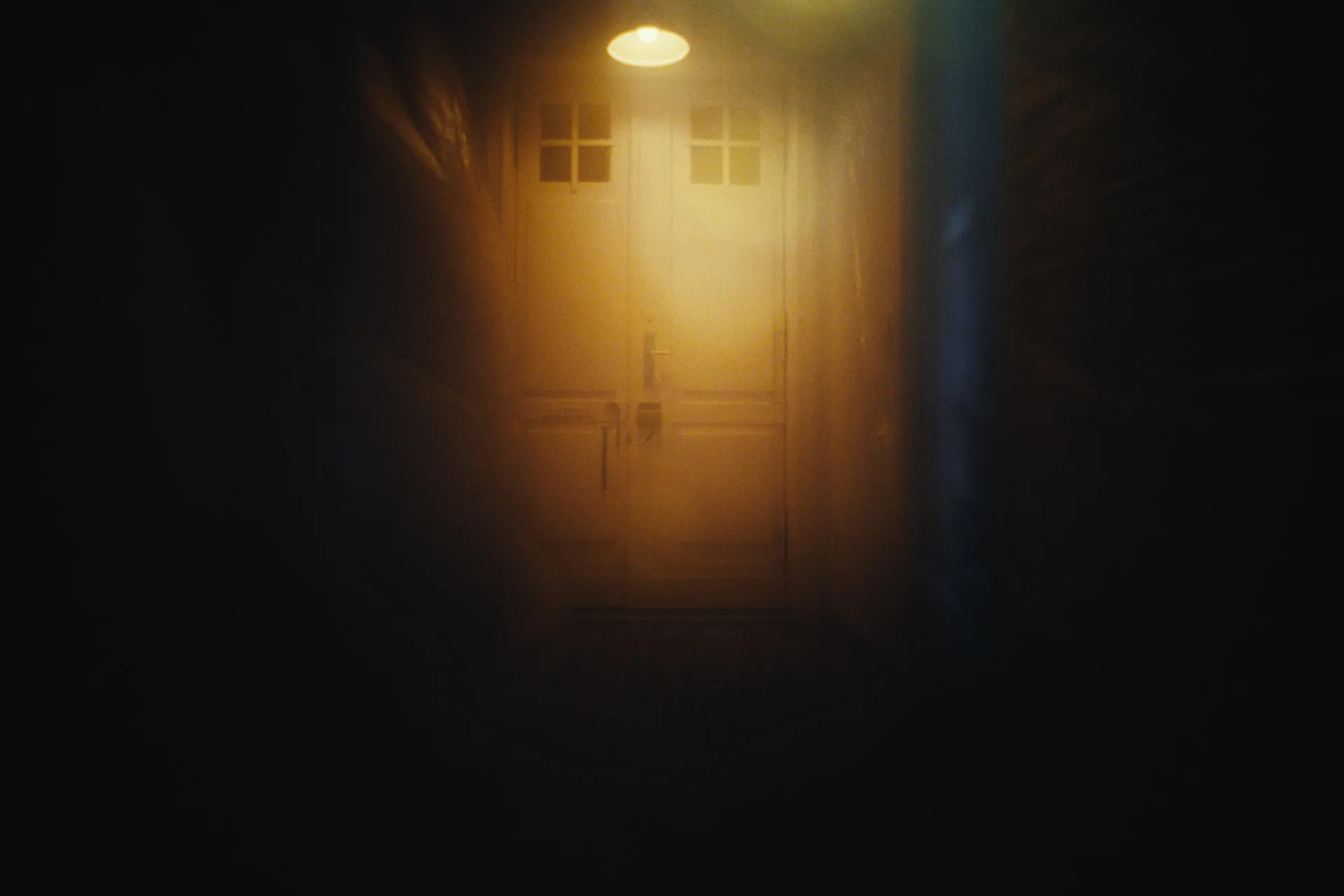 国产精品 - 消失的边界线剧照